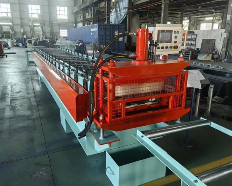 standing seam roll forming